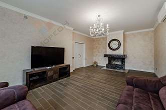 Дом, 2 этажа, 375 м2, 8 сот.