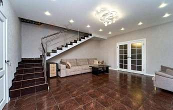 Дом, 3 этажа, 180 м2, 3 сот.