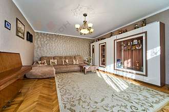 Дом, 2 этажа, 191 м2, 4 сот.