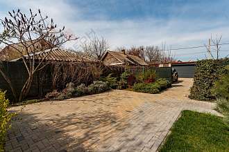 Дом, 2 этажа, 214 м2, 8 сот.