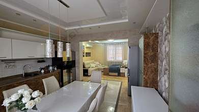 Дом, 2 этажа, 207 м2, 4 сот.