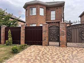 Дом, 2 этажа, 138 м2, 4 сот.