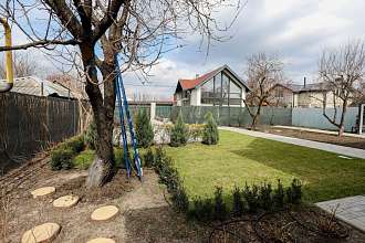 Дом, 2 этажа, 214 м2, 8 сот.