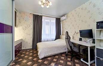 Дом, 3 этажа, 180 м2, 3 сот.