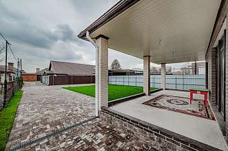 Дом, 2 этажа, 220 м2, 6 сот.