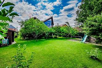 Дом, 2 этажа, 300 м2, 8 сот.