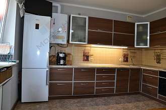 Дом, 2 этажа, 194 м2, 9 сот.