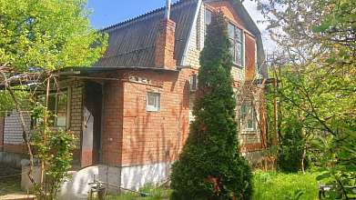 Дача, 3 этажа, 120 м2, 4 сот.