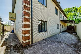 Дом, 2 этажа, 545 м2, 6 сот.