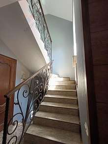 Дом, 2 этажа, 194 м2, 9 сот.