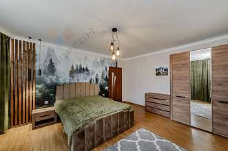 Дом, 3 этажа, 264 м2, 6 сот.