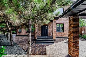 Дом, 2 этажа, 270 м2, 5 сот.