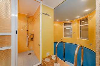 Дом, 3 этажа, 621 м2, 24 сот.