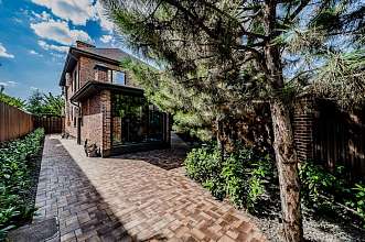 Дом, 2 этажа, 270 м2, 5 сот.