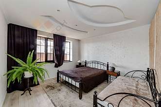 Дом, 2 этажа, 142 м2, 16 сот.