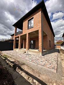 Дом, 2 этажа, 214 м2, 3 сот.