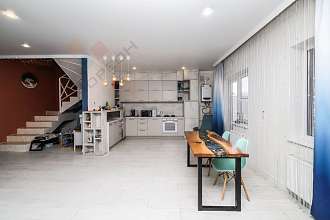 Дуплекс, 2 этажа, 117 м2, 2 сот.