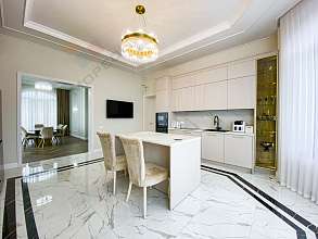 Дом, 2 этажа, 391 м2, 9 сот.