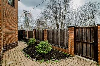 Дом, 2 этажа, 181 м2, 8 сот.