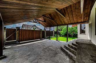 Дом, 2 этажа, 300 м2, 8 сот.