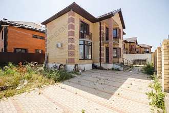 Дом, 2 этажа, 160 м2, 4 сот.