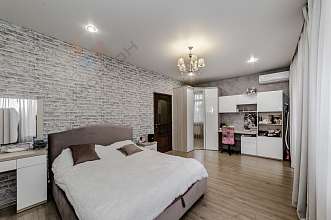 Таунхаус, 3 этажа, 141 м2, 2 сот.