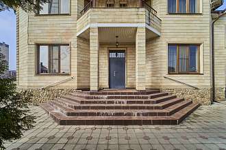 Дом, 2 этажа, 551 м2, 16 сот.