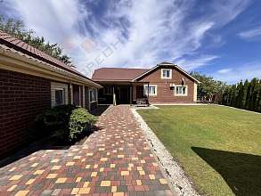 Дом, 2 этажа, 252 м2, 10 сот.