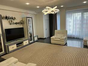 4-комнатная, 183 м2