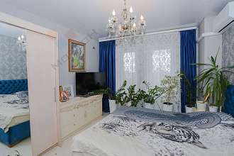 4-комнатная, 150.5 м2