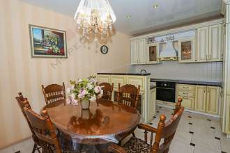 4-комнатная, 150.5 м2