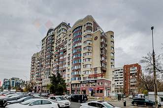 1-комнатная, 153 м2