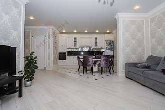 3-комнатная, 77.2 м2