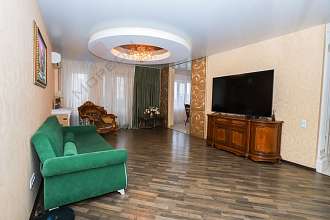 4-комнатная, 150.5 м2