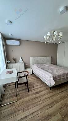 4-комнатная, 150 м2