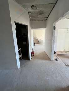 4-комнатная, 180.5 м2