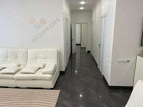 4-комнатная, 183 м2