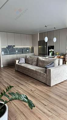 4-комнатная, 150 м2